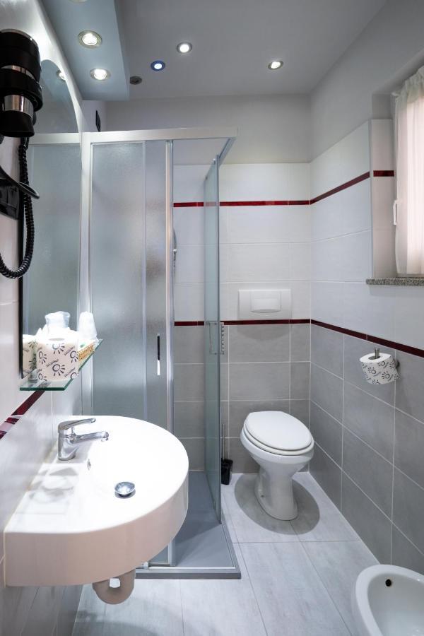 J Hotel Orbassano Kültér fotó