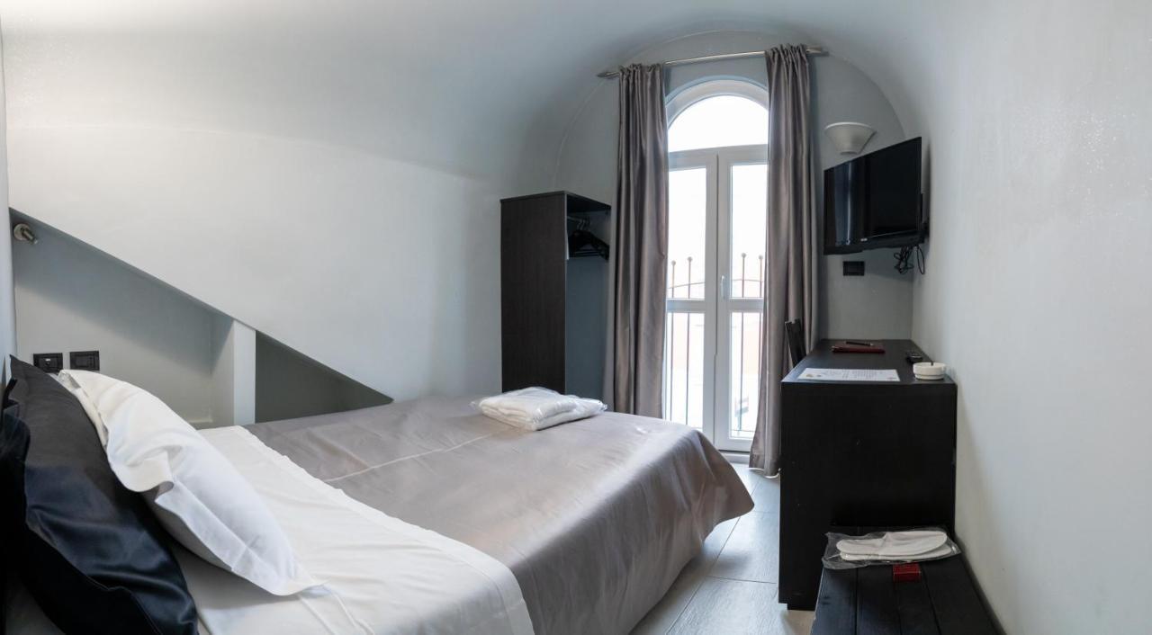 J Hotel Orbassano Kültér fotó
